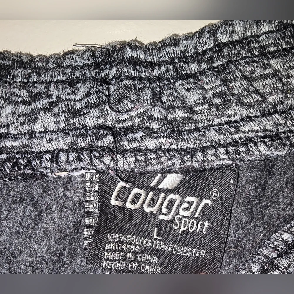 EUC - Men's Gray Cougar Sport Jogger Pants - L